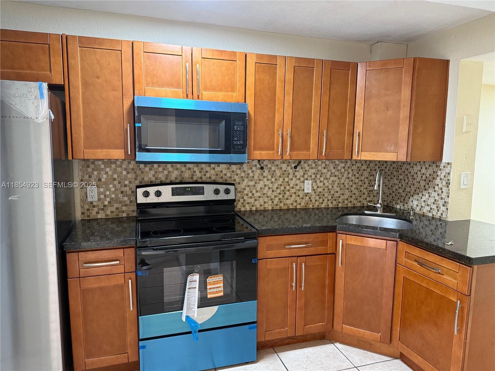 2310 W 60th Street 9-G, Hialeah, FL 33016 photo 5