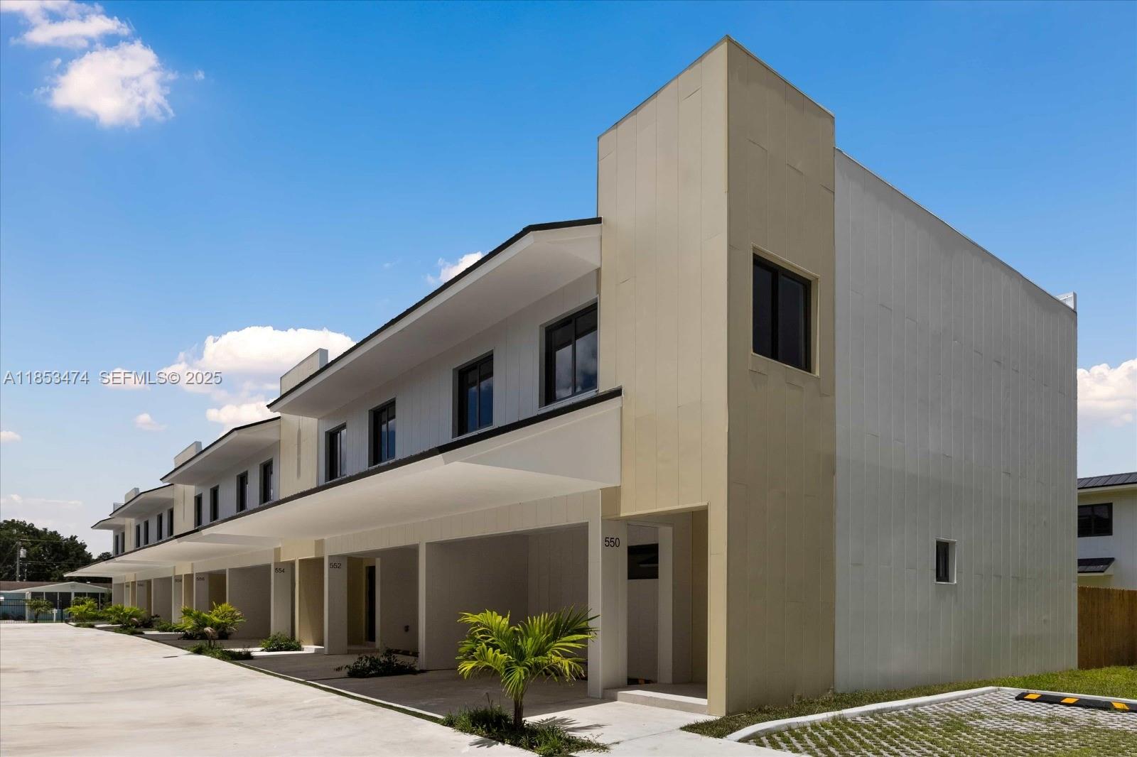 562 NW 7th Street 1, Florida City, FL 33034, Florida City
