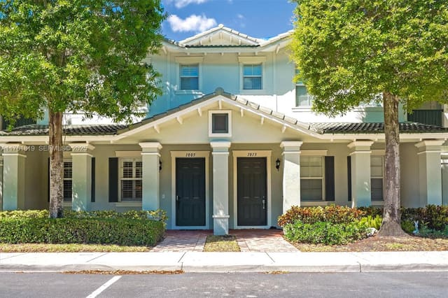 1005 NW 18th Avenue 0, sold in Fairfield Gardens, Boca Raton, FL