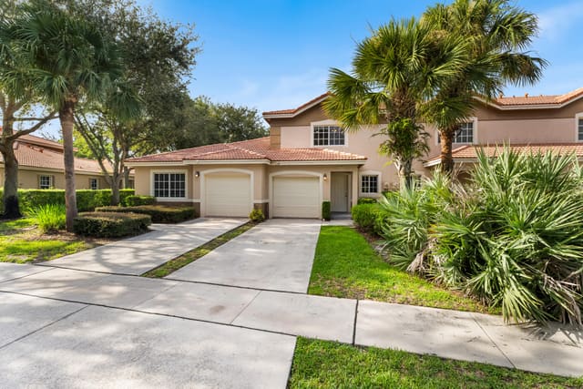 6639 Old Farm Trail, sold in Green Cay Village, Boynton Beach, FL