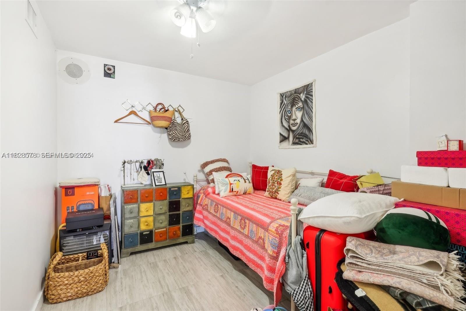 2401 Collins Avenue 1011 — photo 5
