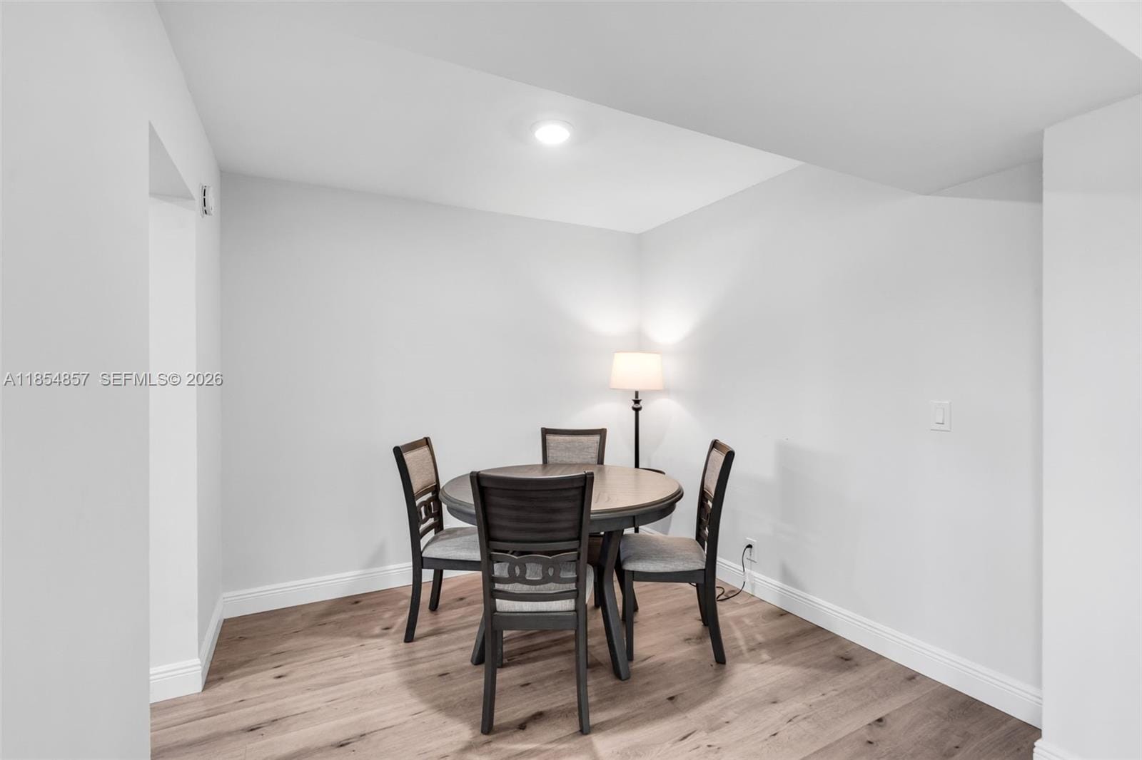 3524 Via Poinciana 302 — photo 8