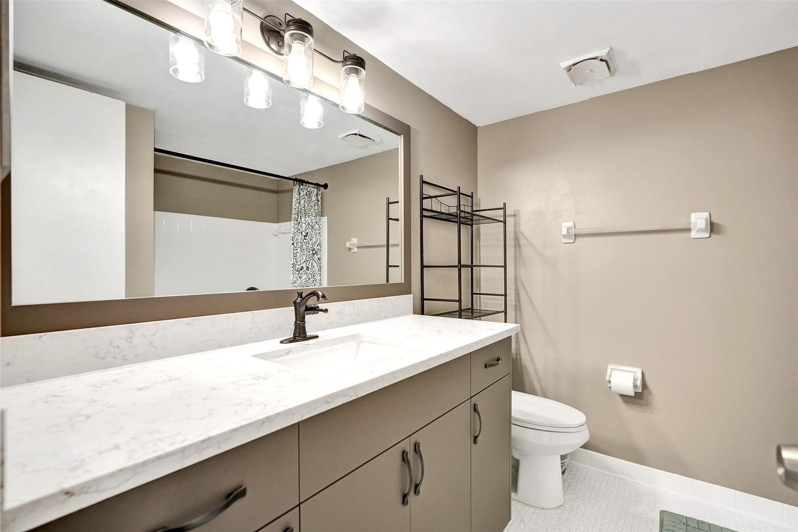 401 Gardens Drive 203, Pompano Beach, FL 33069 photo 13