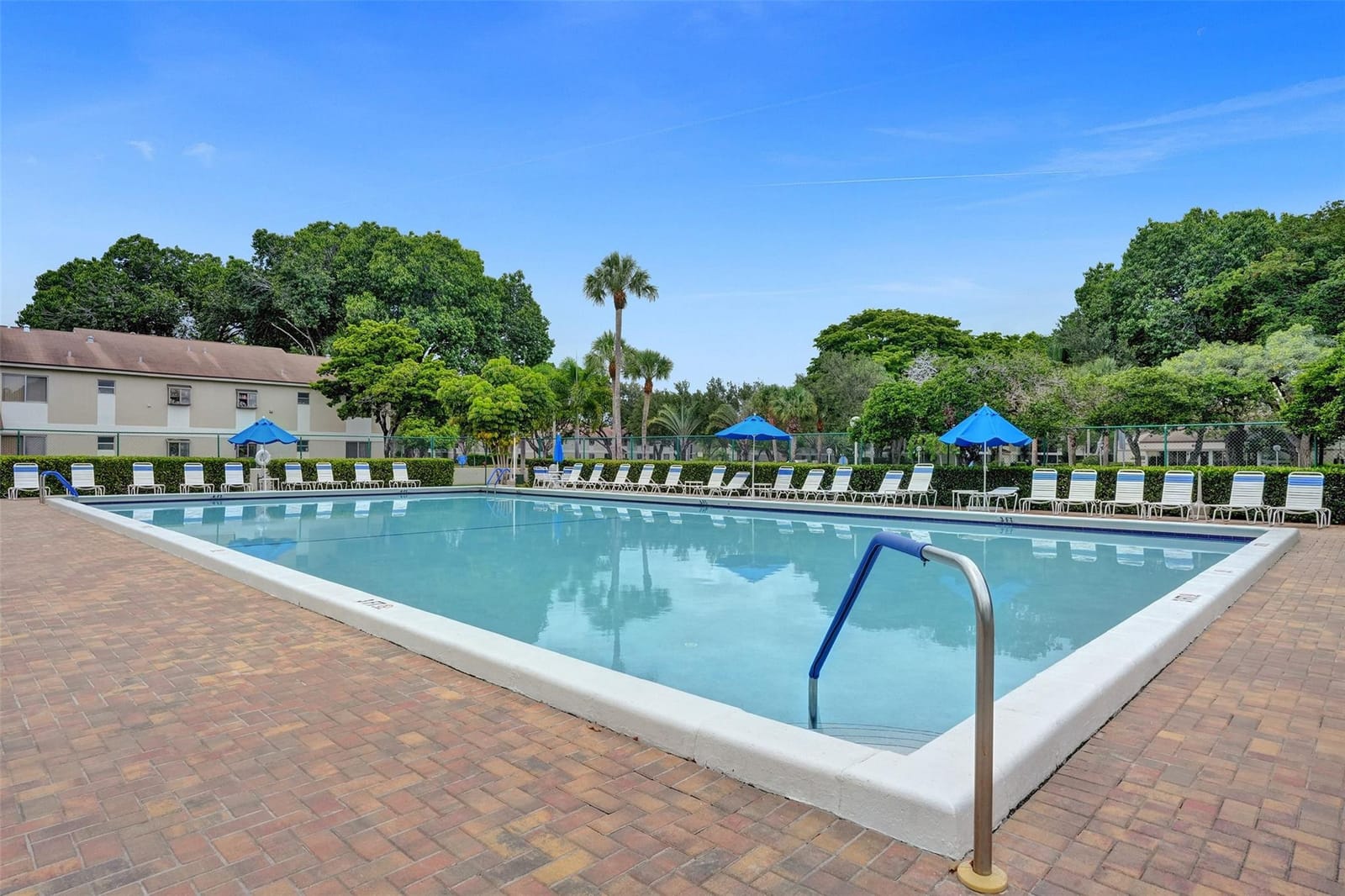 401 Gardens Drive 203, Pompano Beach, FL 33069 photo 14
