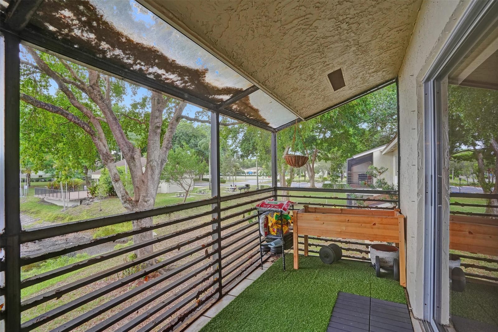 401 Gardens Drive 203 — photo 4