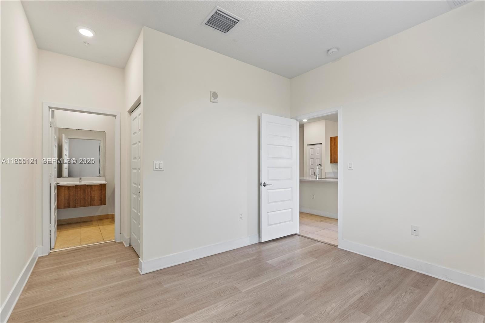7831 NW 104th Avenue 22, Doral, FL 33178 photo 24