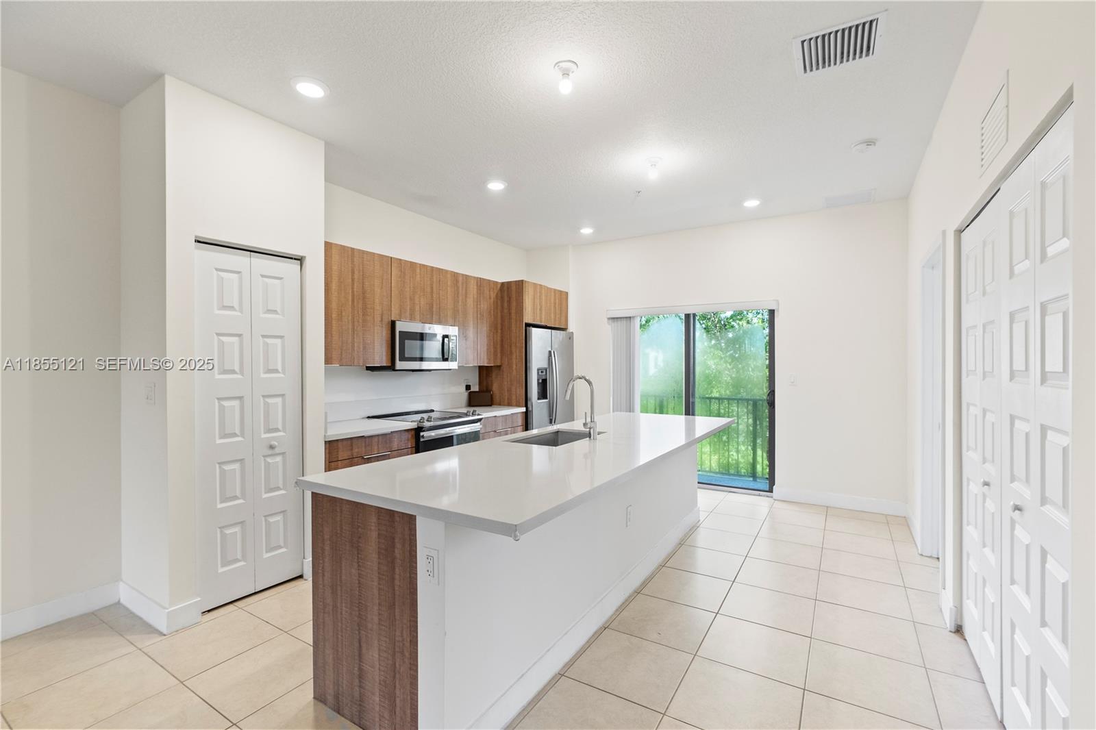 7831 NW 104th Avenue 22, Doral, FL 33178, Doral