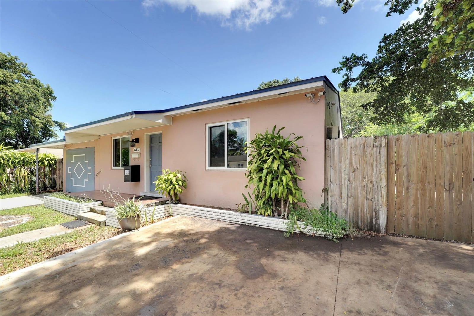 613 N 28th Avenue — photo 11