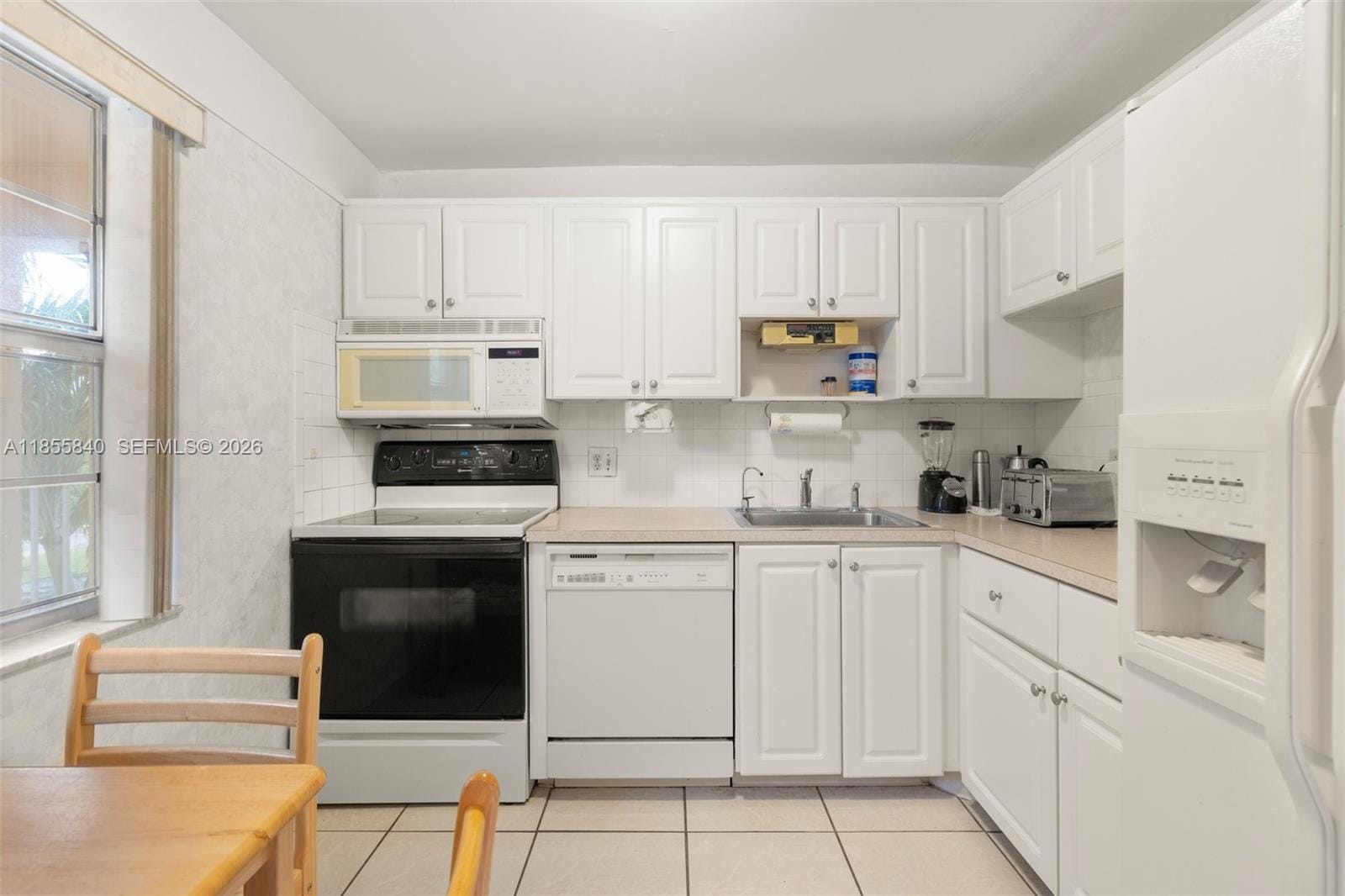1040 Country Club Drive 309 — photo 4
