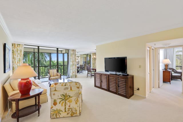 6845 Willow Wood Drive 3062, Boca Raton, FL 33434