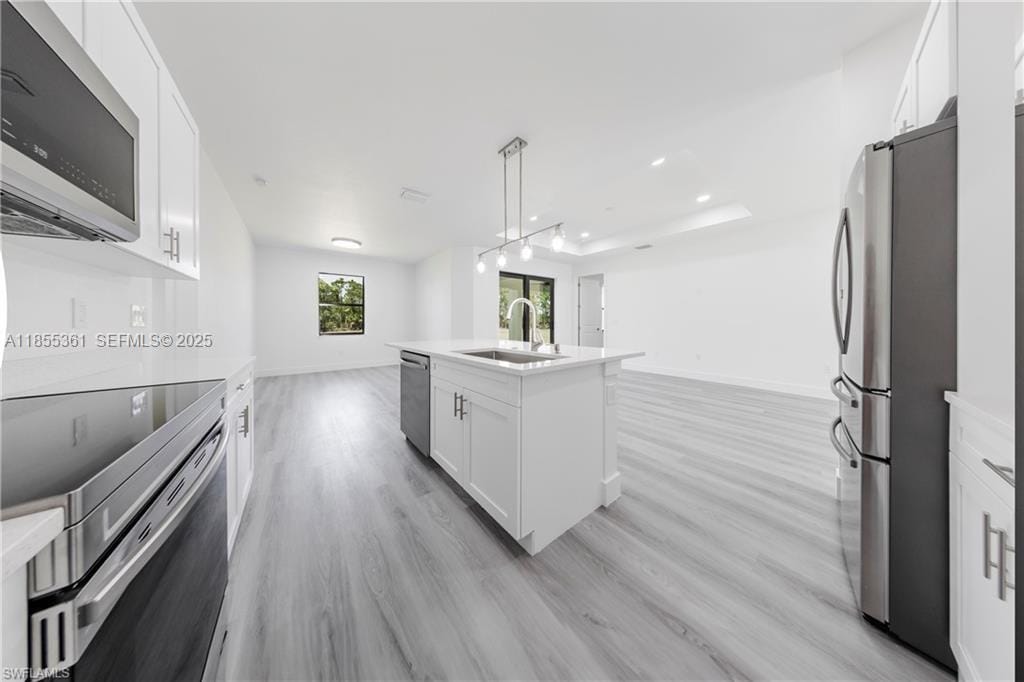 829 Gillian Avenue — photo 12