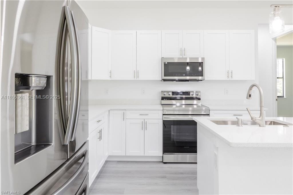 829 Gillian Avenue — photo 9