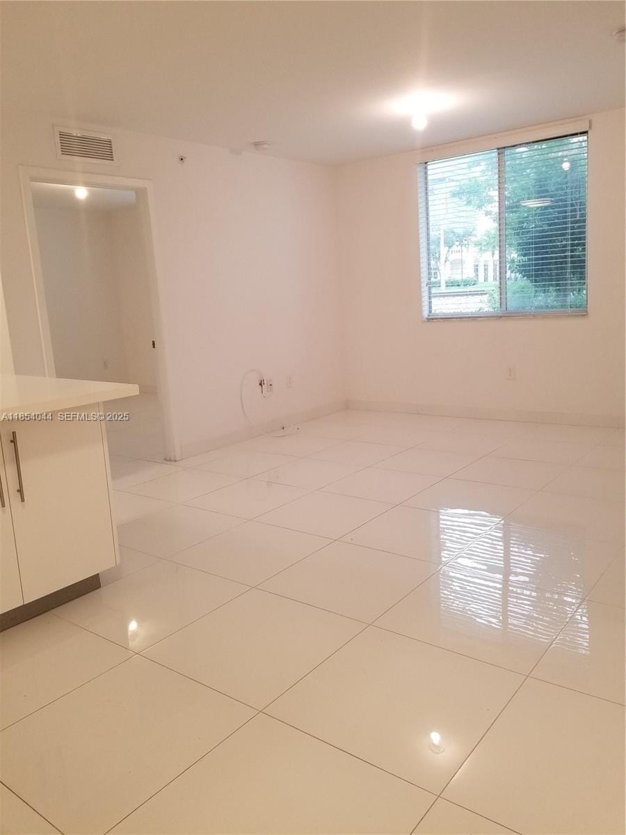 2651 NE 212th Terrace 103, Miami, FL 33180 photo 14