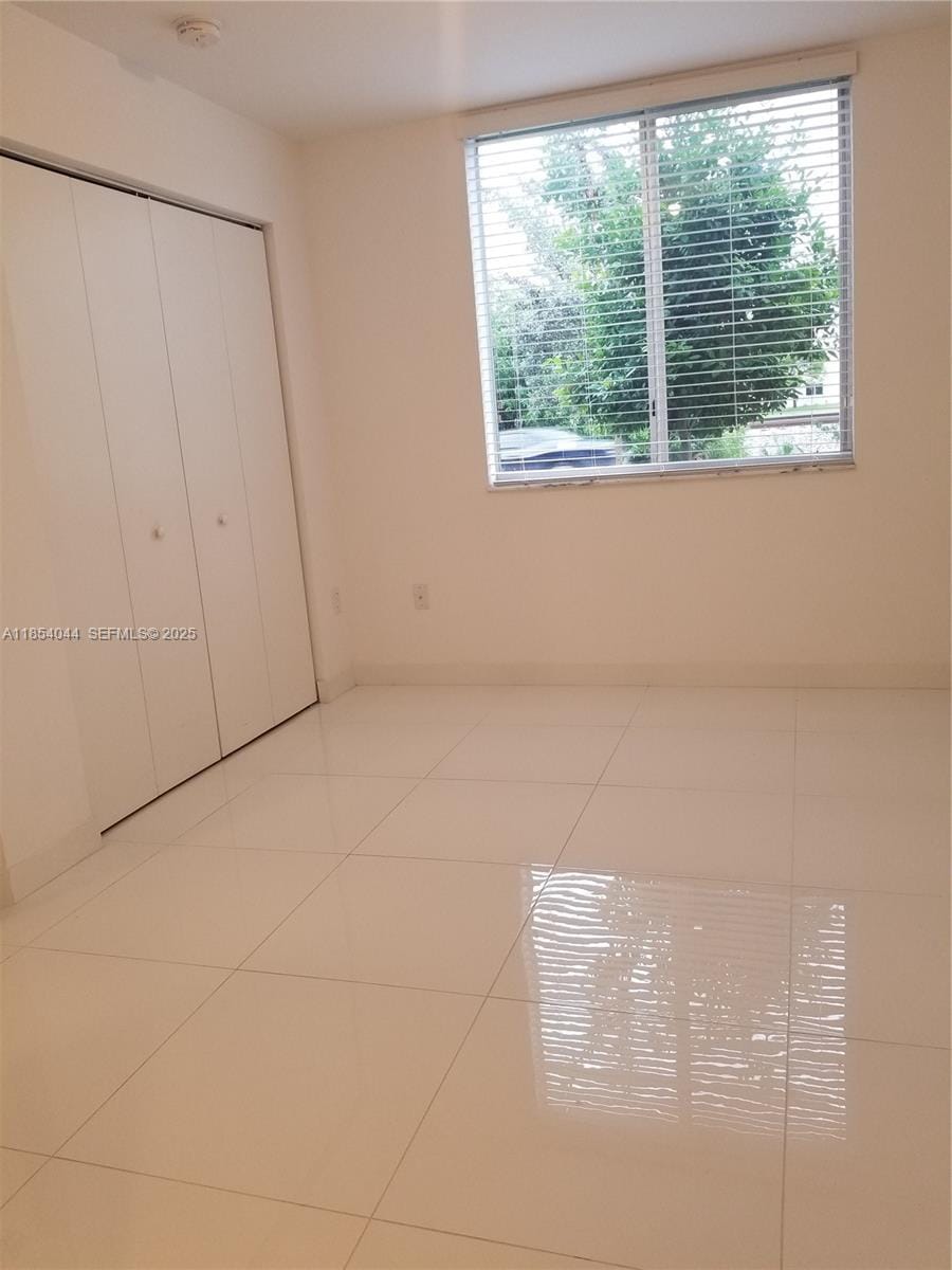 2651 NE 212th Terrace 103, Miami, FL 33180 photo 28