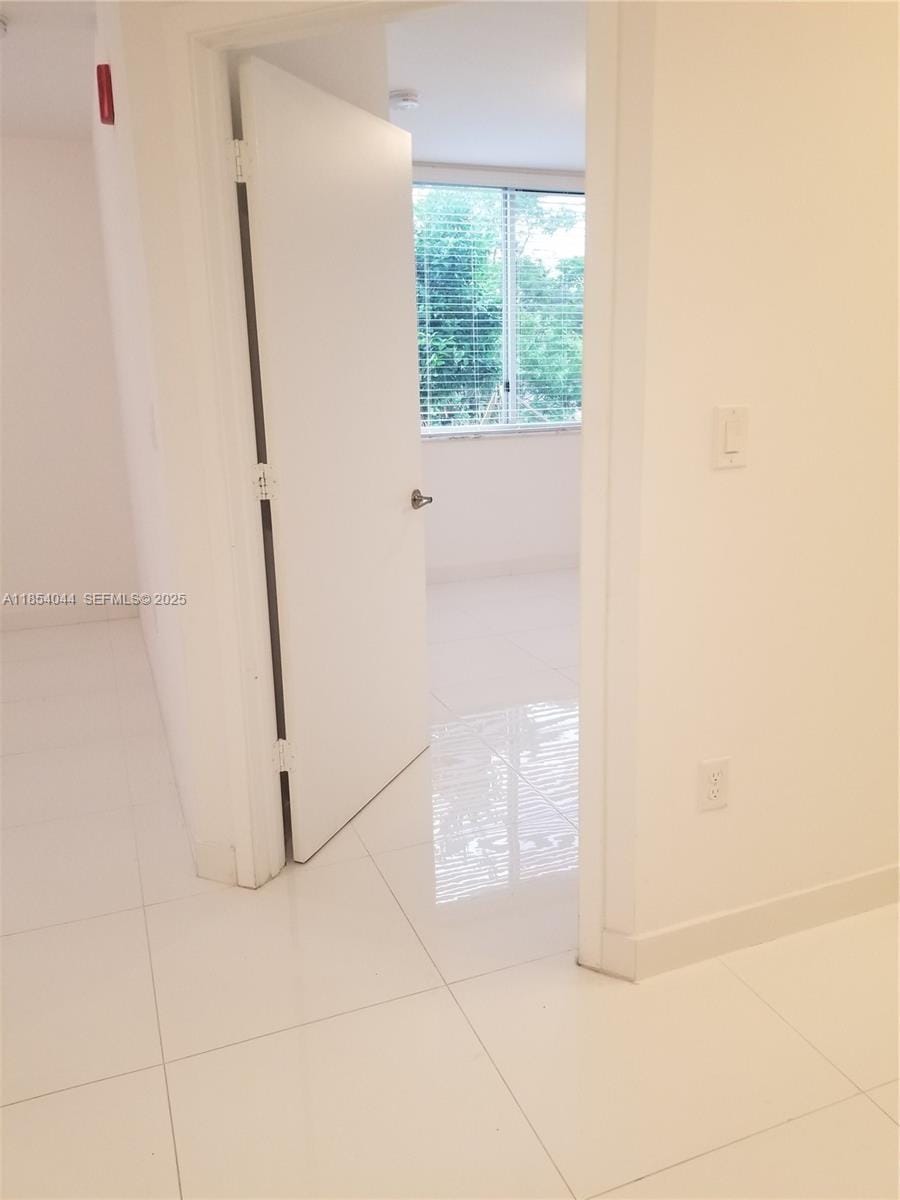 2651 NE 212th Terrace 103, Miami, FL 33180 photo 29