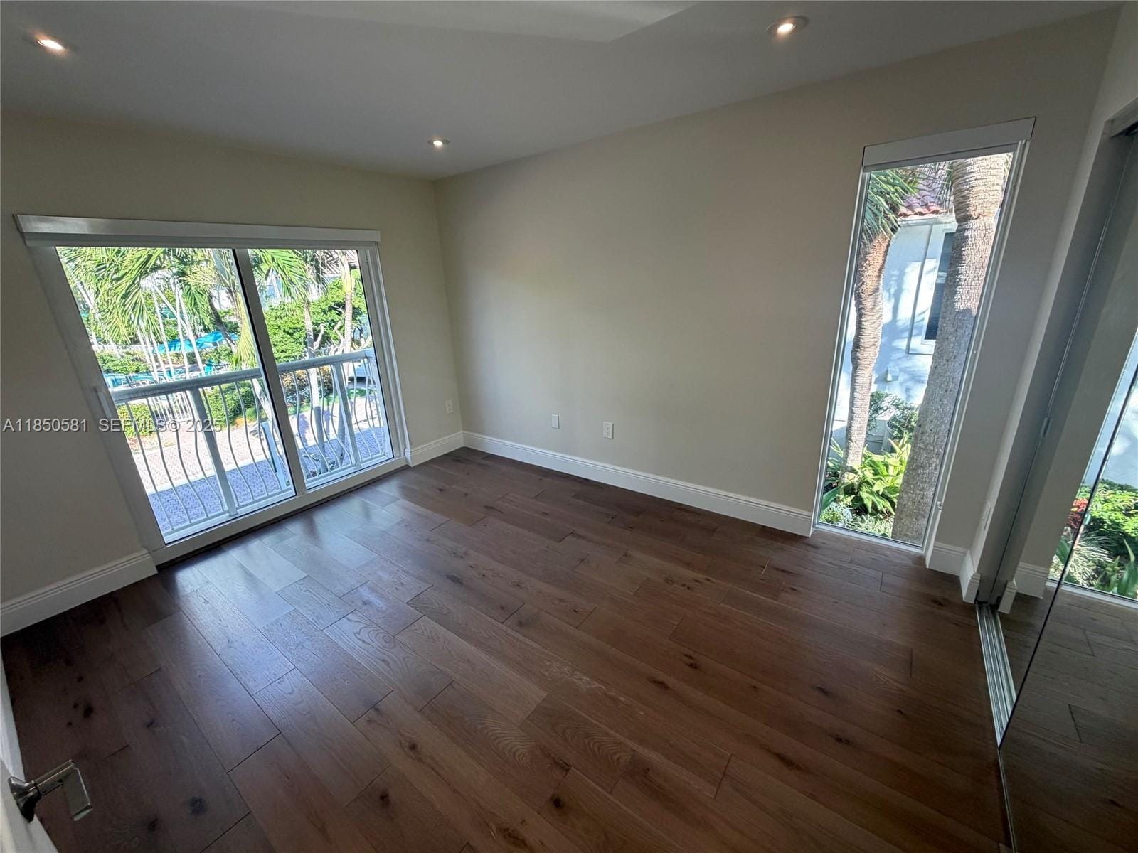 3754 NE 209th Terrace, Aventura, FL 33180 photo 7