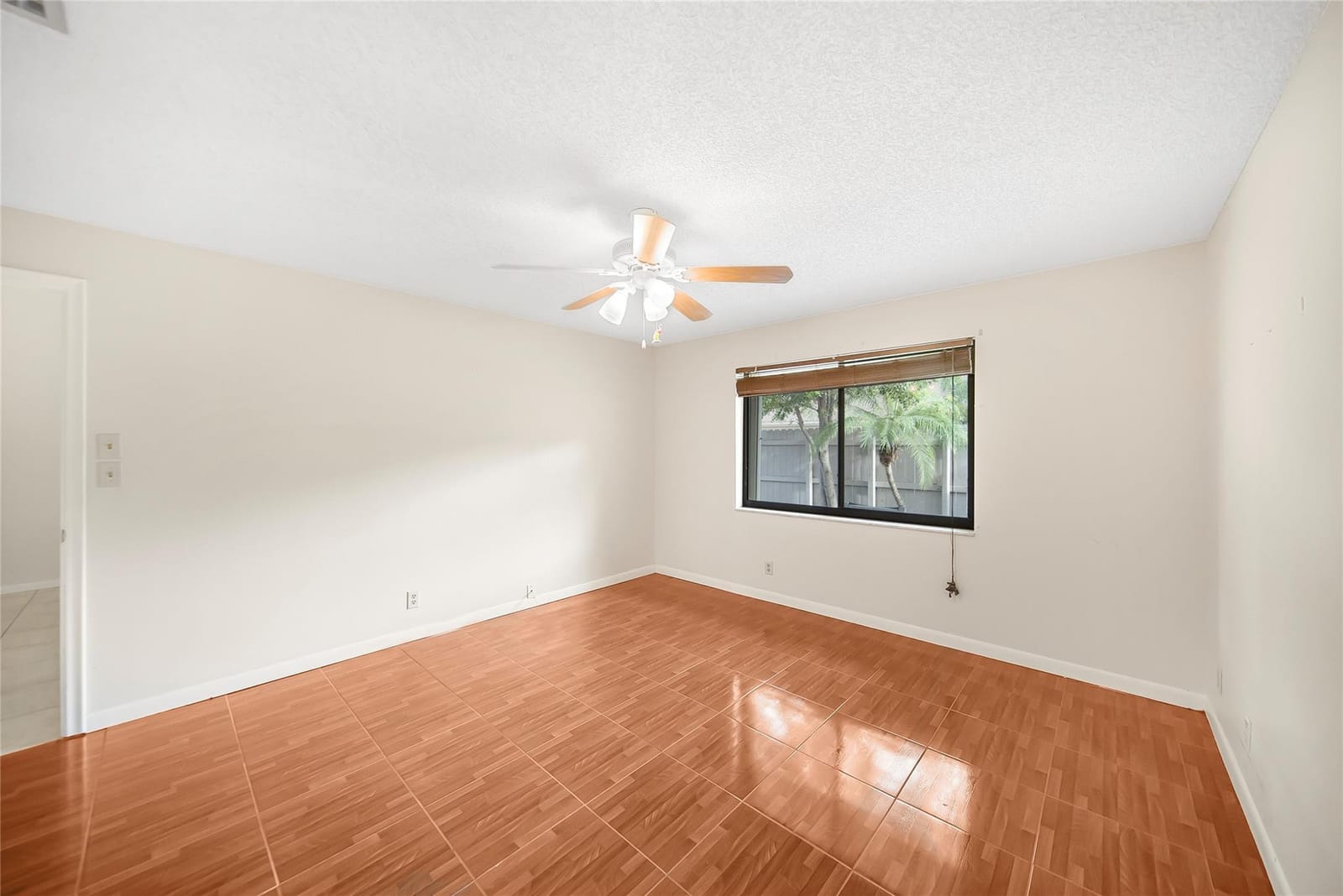 3060 S Oakland Forest Drive 1105 — photo 5