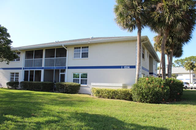 1514 SE Royal Green Circle I-104, sold in Midport Place I, A Condominium, Port St Lucie, FL