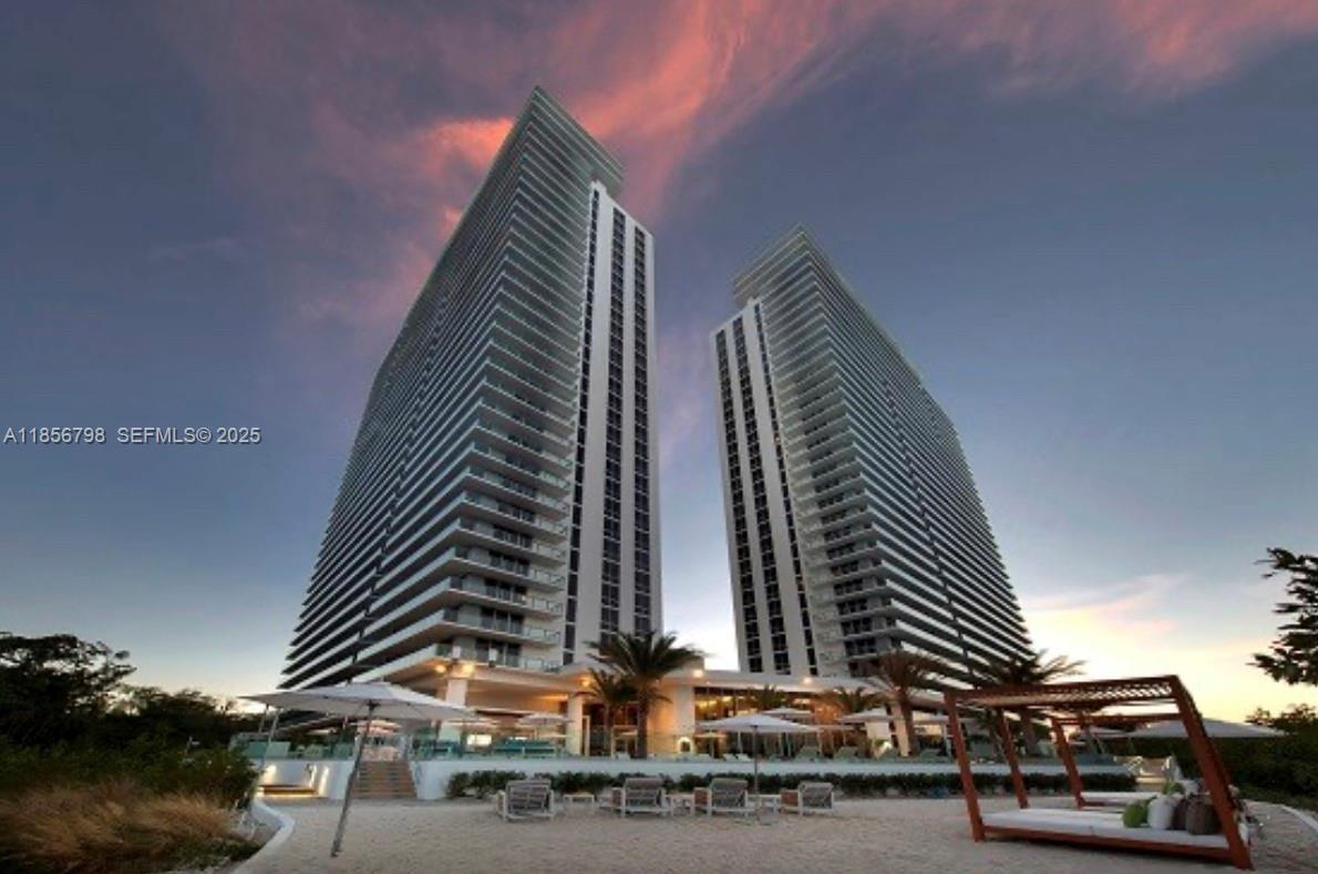 16385 Biscayne Boulevard 2720, North Miami Beach, FL 33160, North Miami Beach