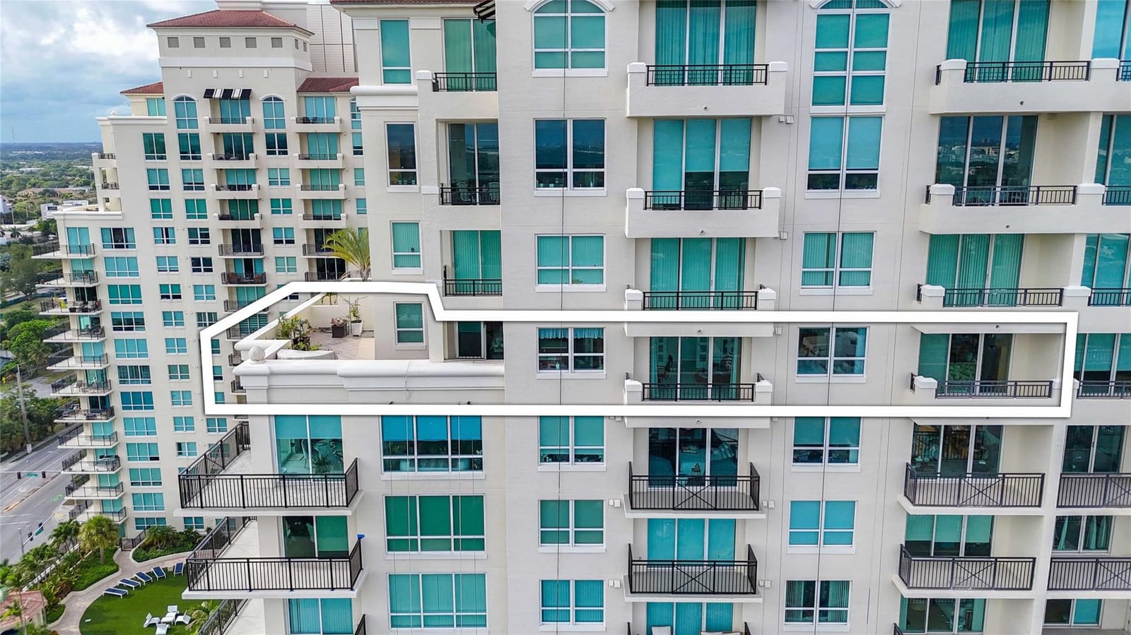 600 W Las Olas Boulevard 1901S — photo 2