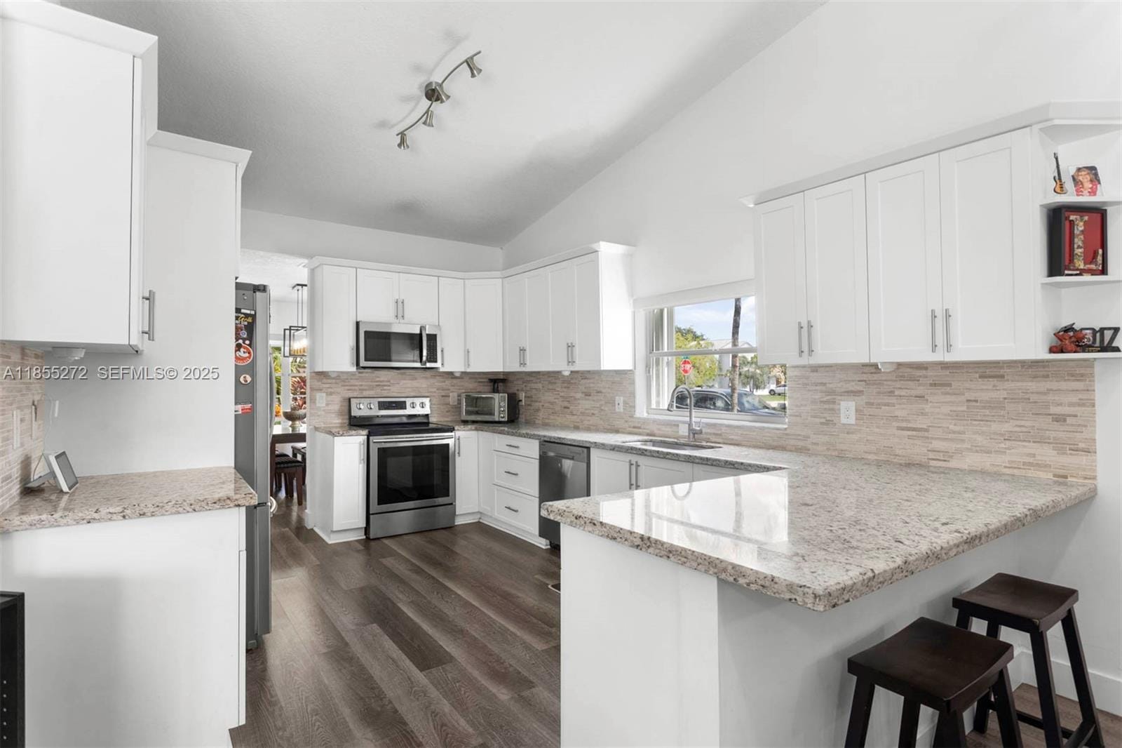 331 NW 189th Terrace, Pembroke Pines, FL 33029 photo 7