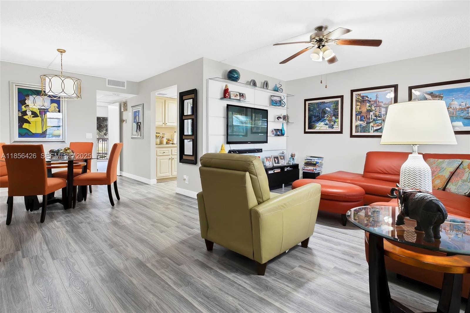 251 SW 132nd Way 215H, Pembroke Pines, FL 33027