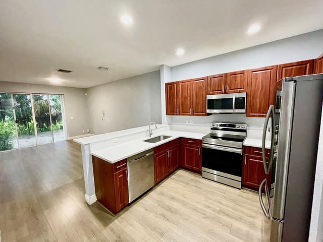 1414 NW 34th Way 1414, sold in Georgetown, Lauderhill, FL