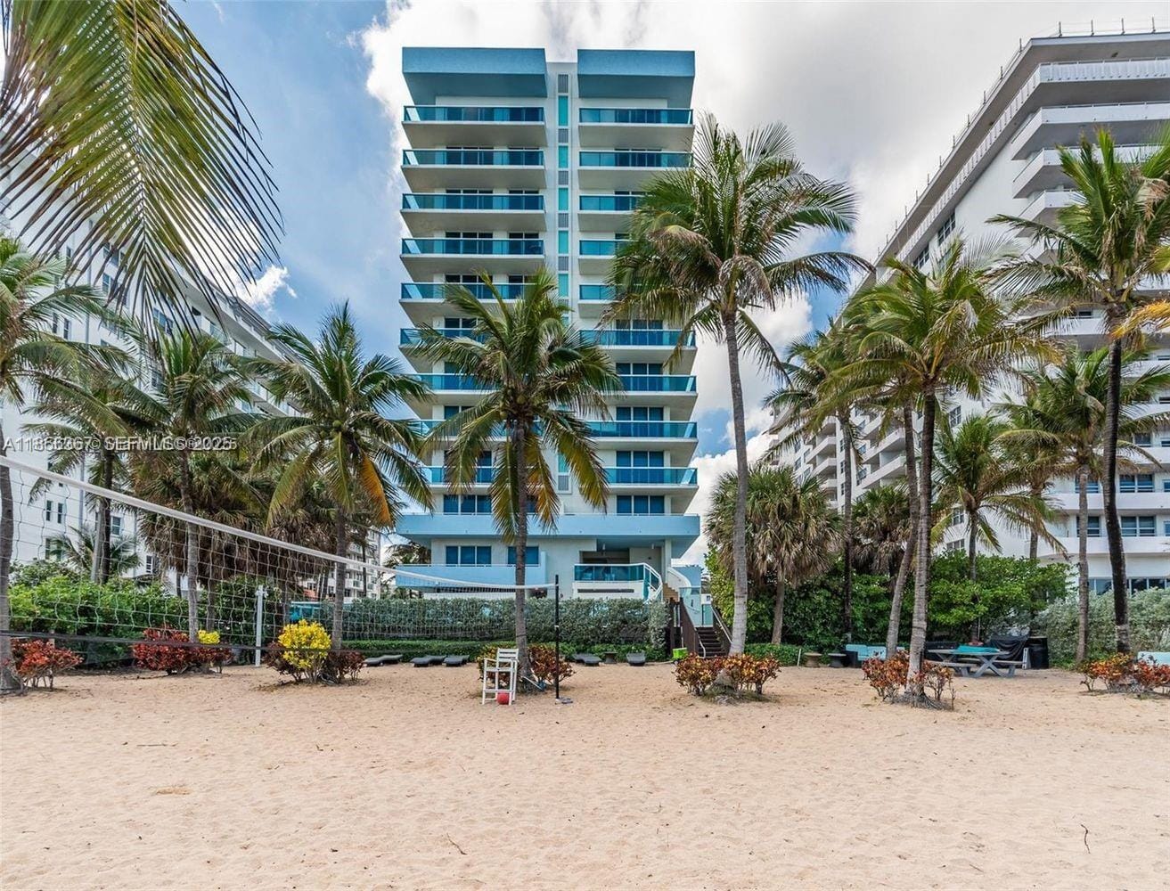 Sold home at 9201 Collins Avenue 624, Surfside, FL 33154