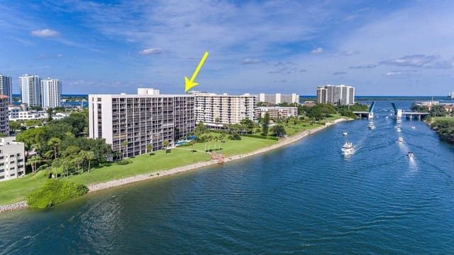 356 Golfview Road 1005, sold in Governors Pointe Condo, North Palm Beach, FL