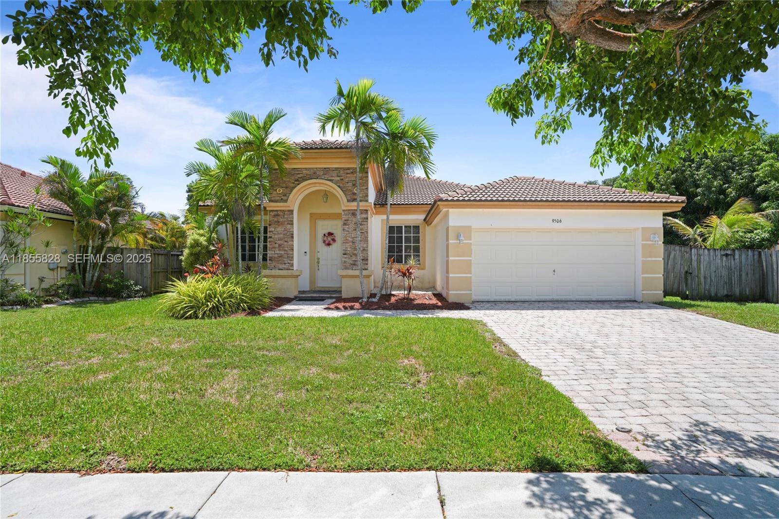 9506 SW 220th Lane — photo 3