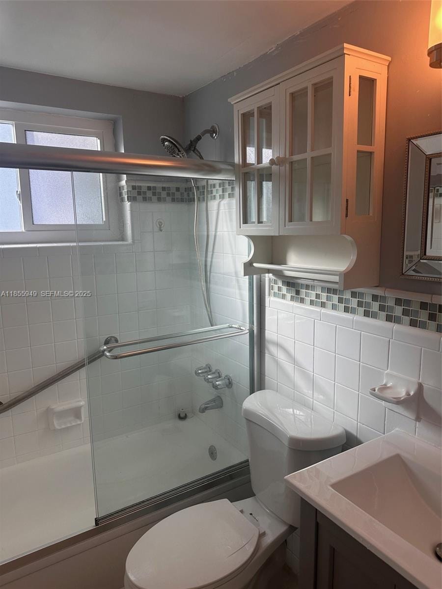 13105 Ixora Court 200, North Miami, FL 33181 photo 2