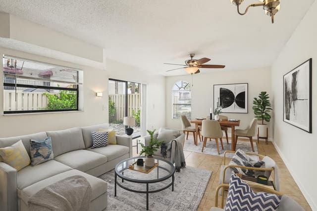 4075 Village Drive B, Delray Beach, FL 33445