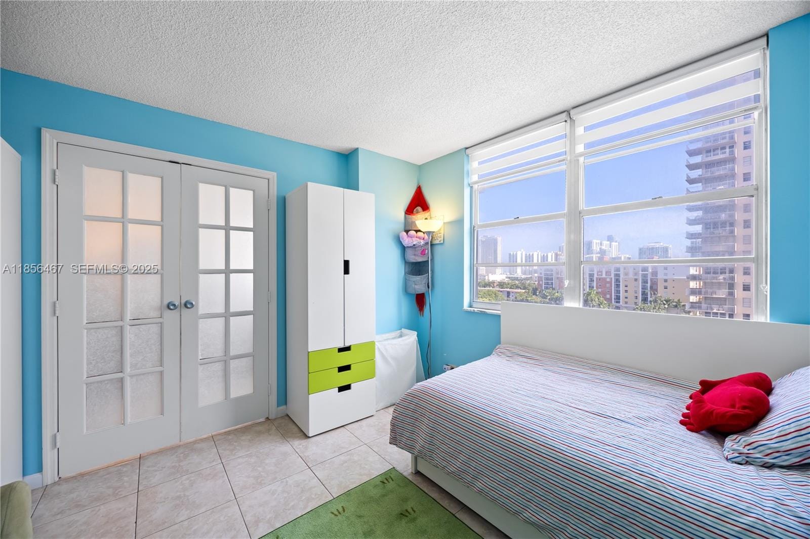 251 174th Street 812, Sunny Isles Beach, FL 33160 photo 22