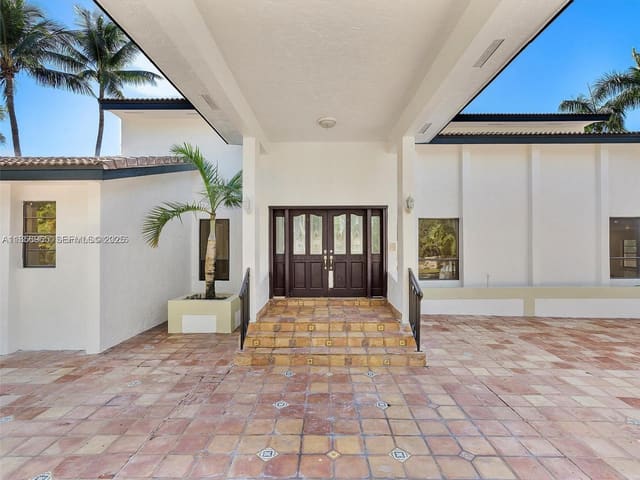 7398 SW 176th Street, Palmetto Bay, FL 33157