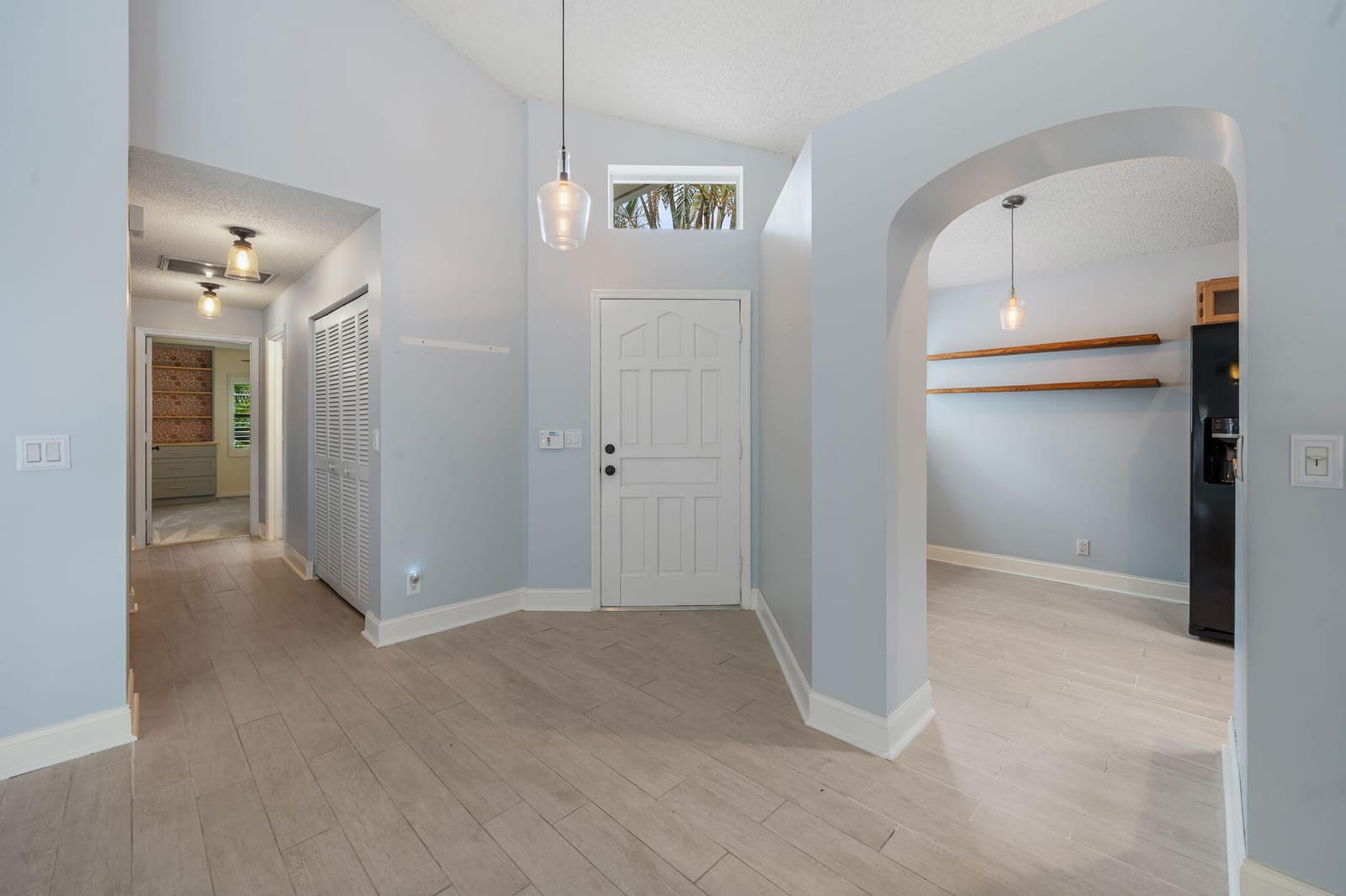 9190 Heathridge Drive — photo 12