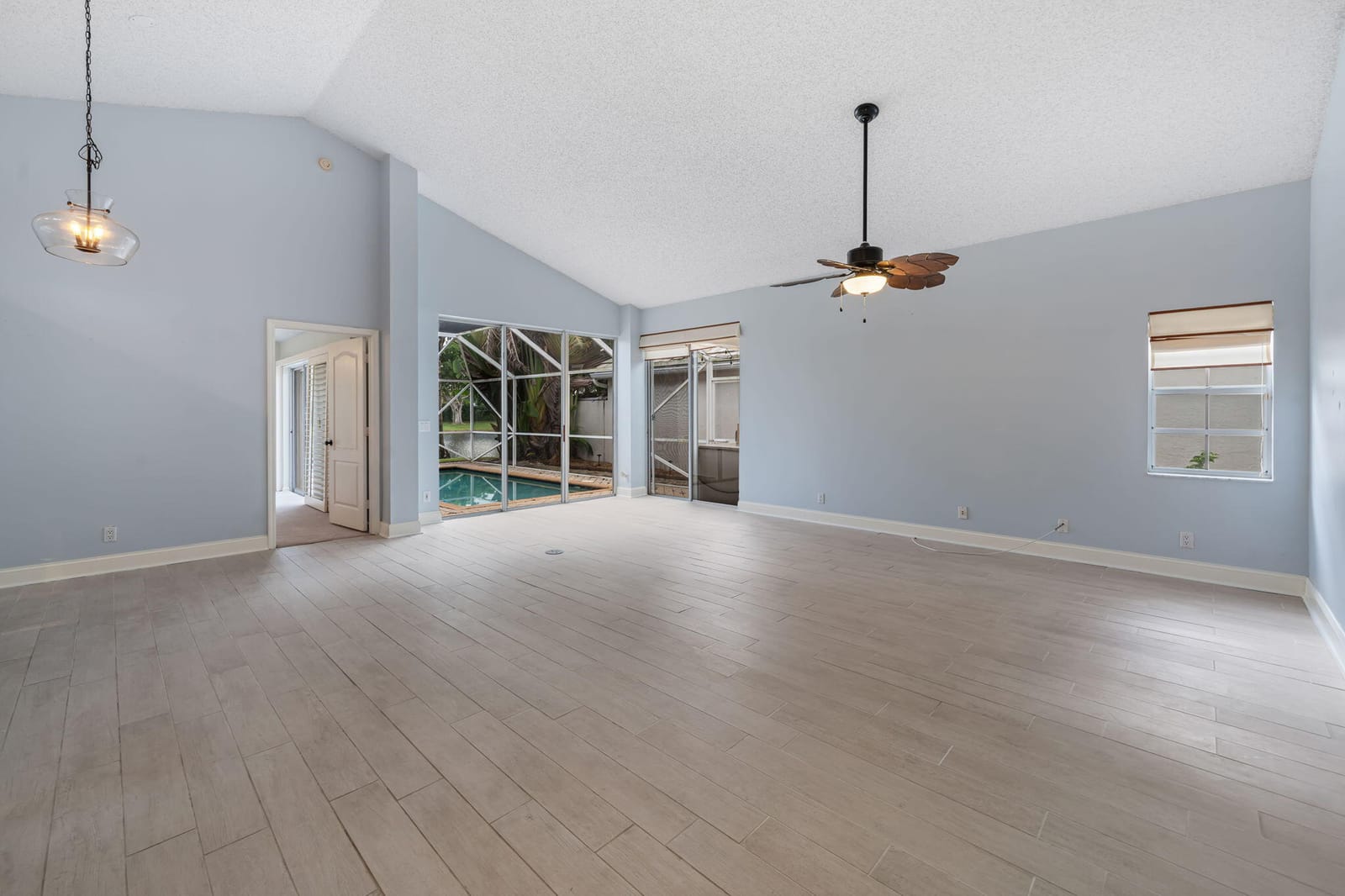 9190 Heathridge Drive — photo 4