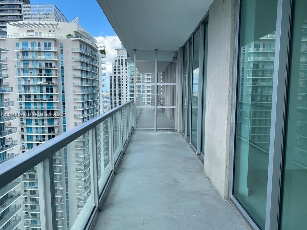 79 SW 12th Street 4008S, Miami, FL 33130