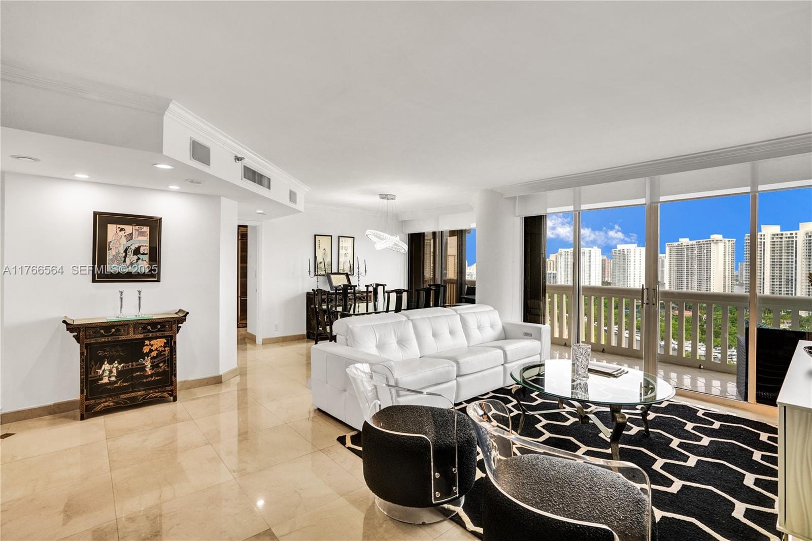 1000 Island Boulevard 2107, Aventura, FL 33160 photo 2