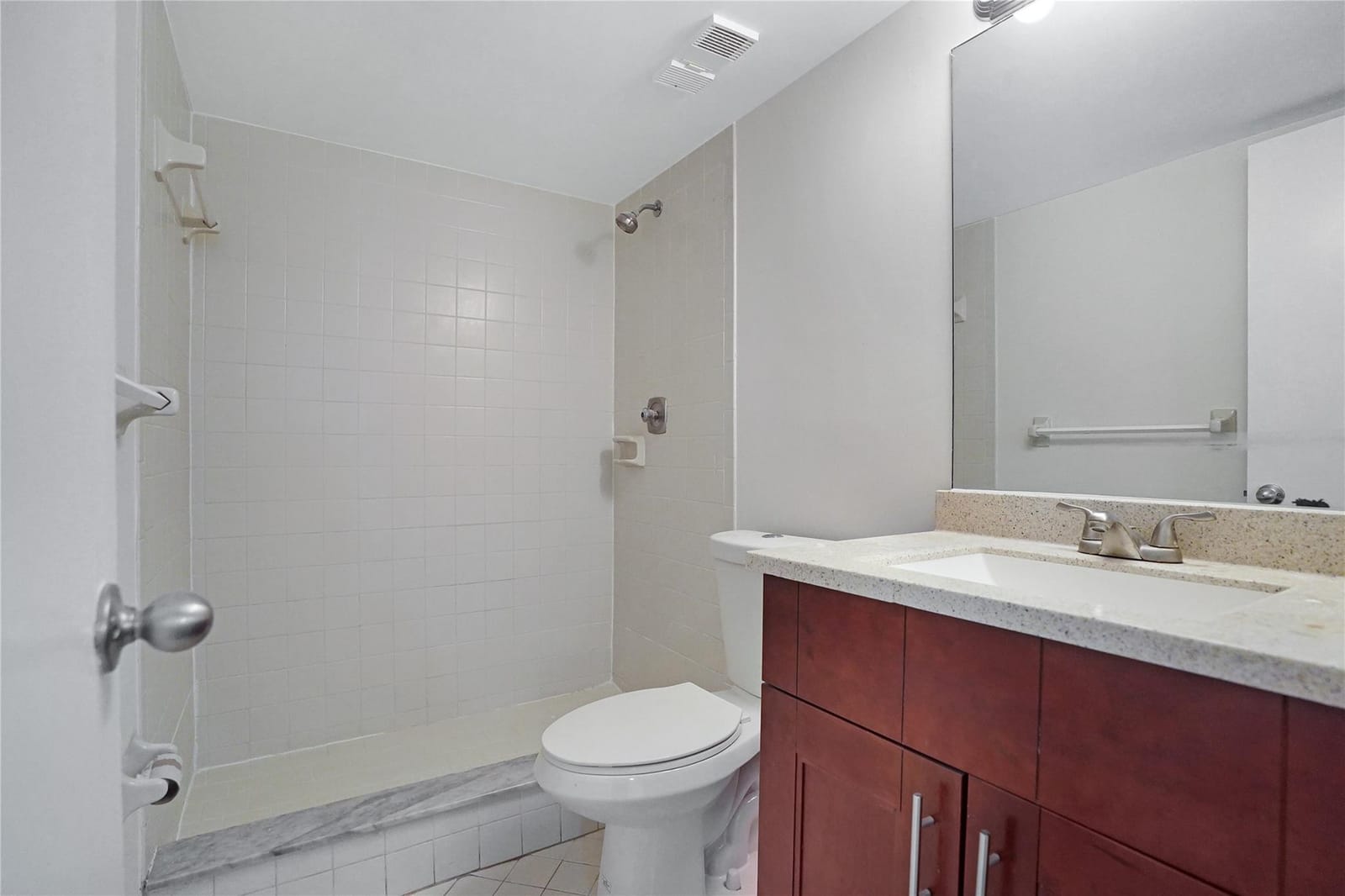109 Lake Emerald Drive 110, Oakland Park, FL 33309 photo 16
