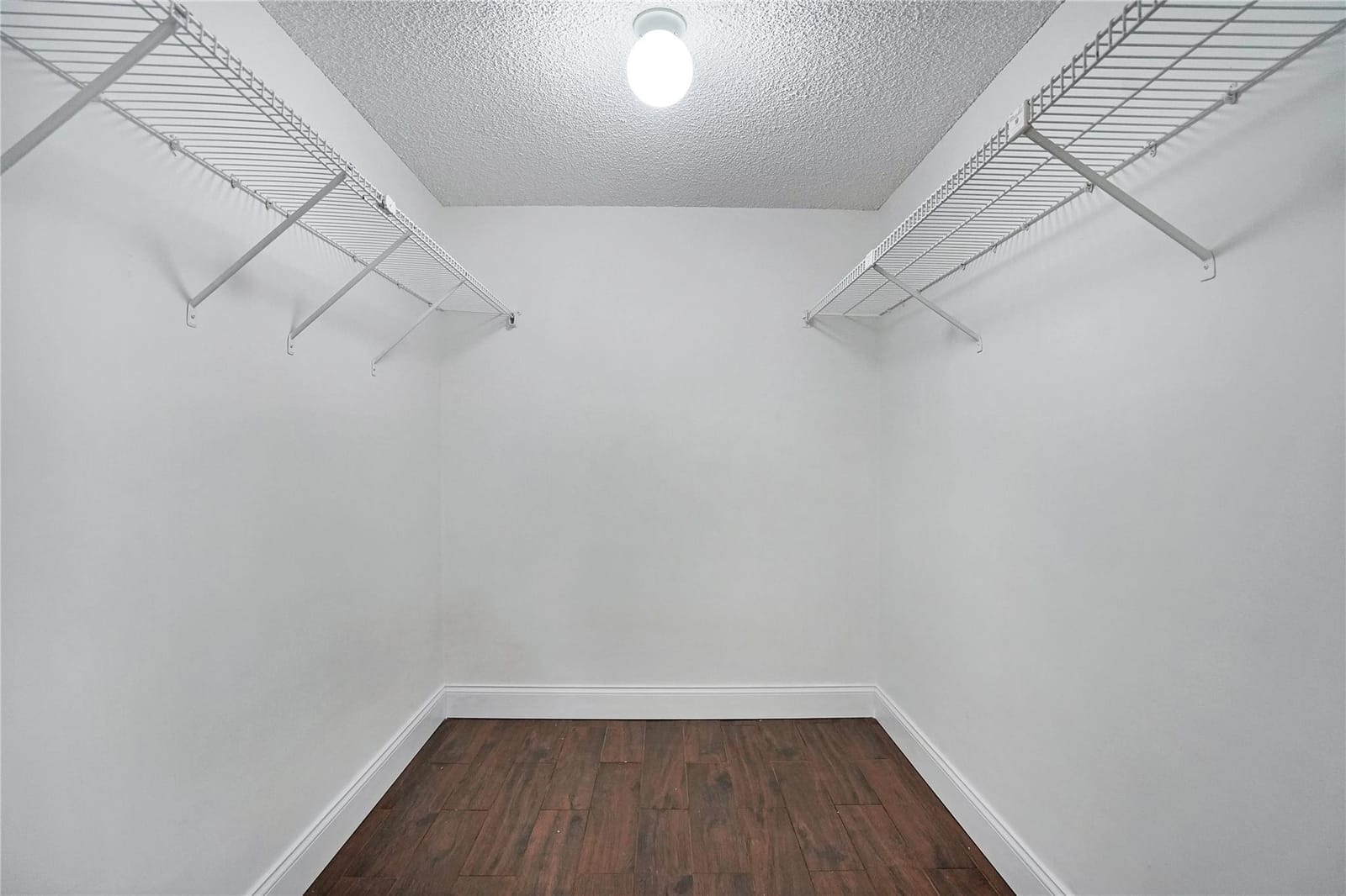 109 Lake Emerald Drive 110, Oakland Park, FL 33309 photo 18