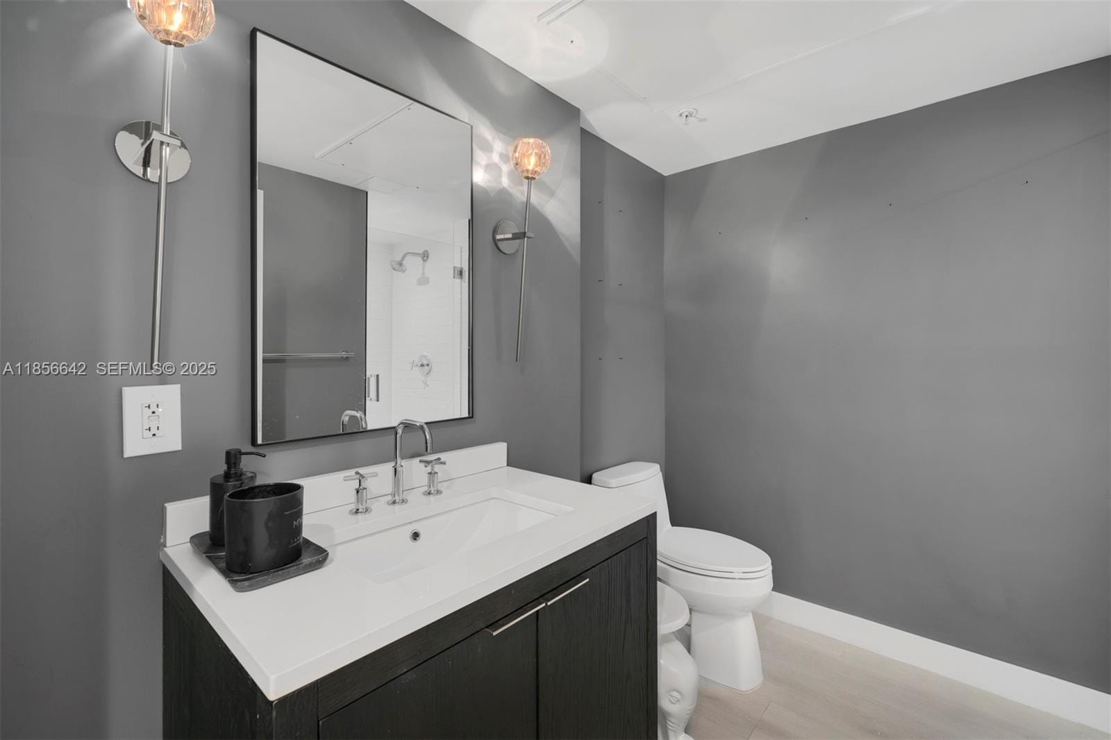 435 21st Street 103 — photo 9
