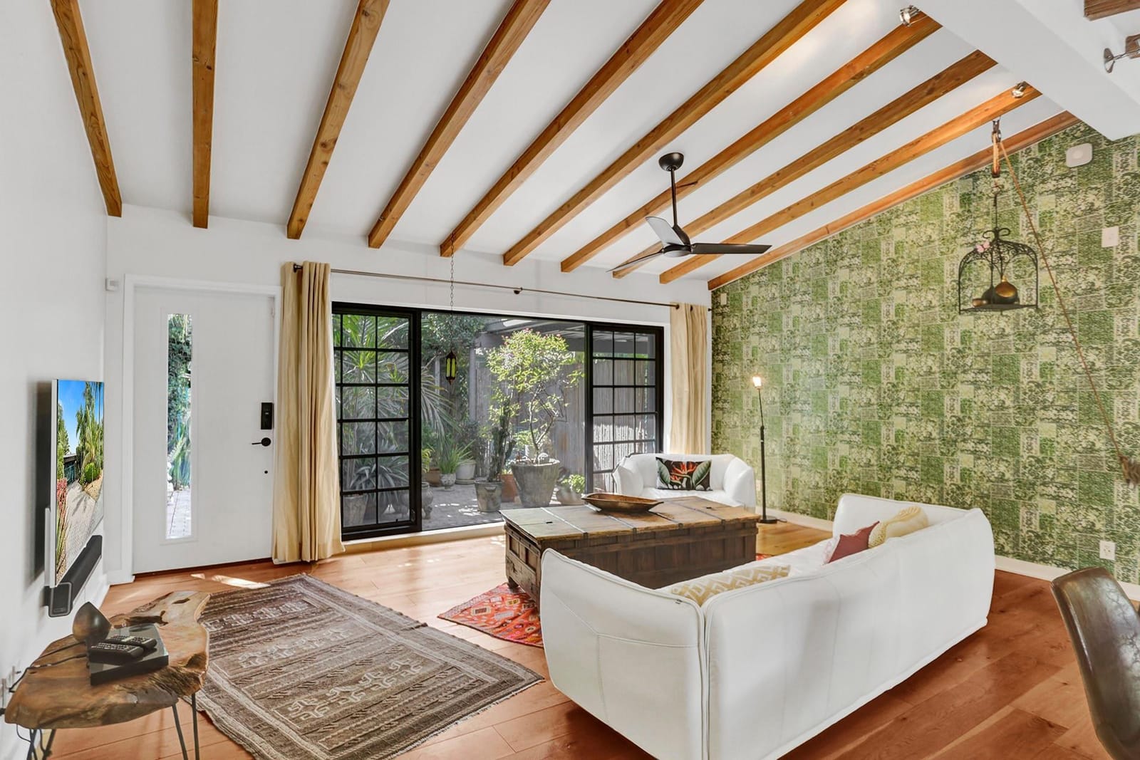 1613 SW 5th Court — photo 4