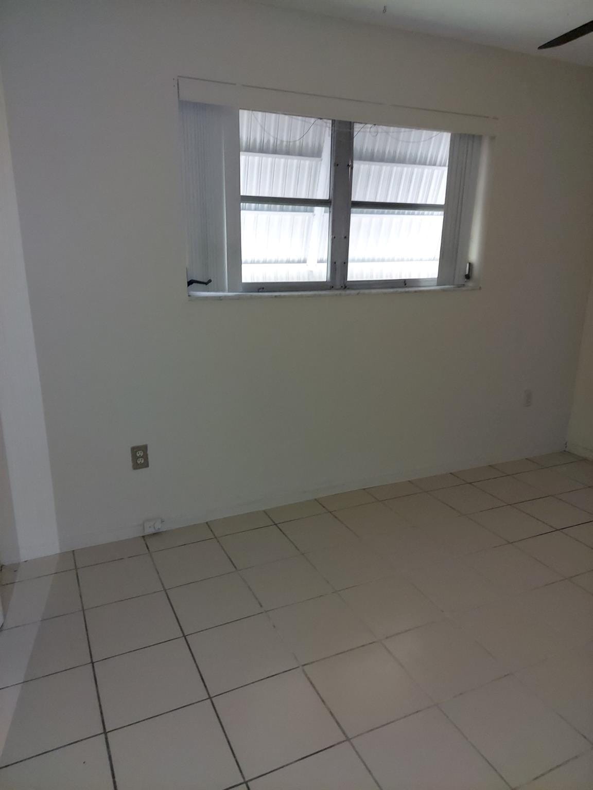 1011 NW 45th Court — photo 6
