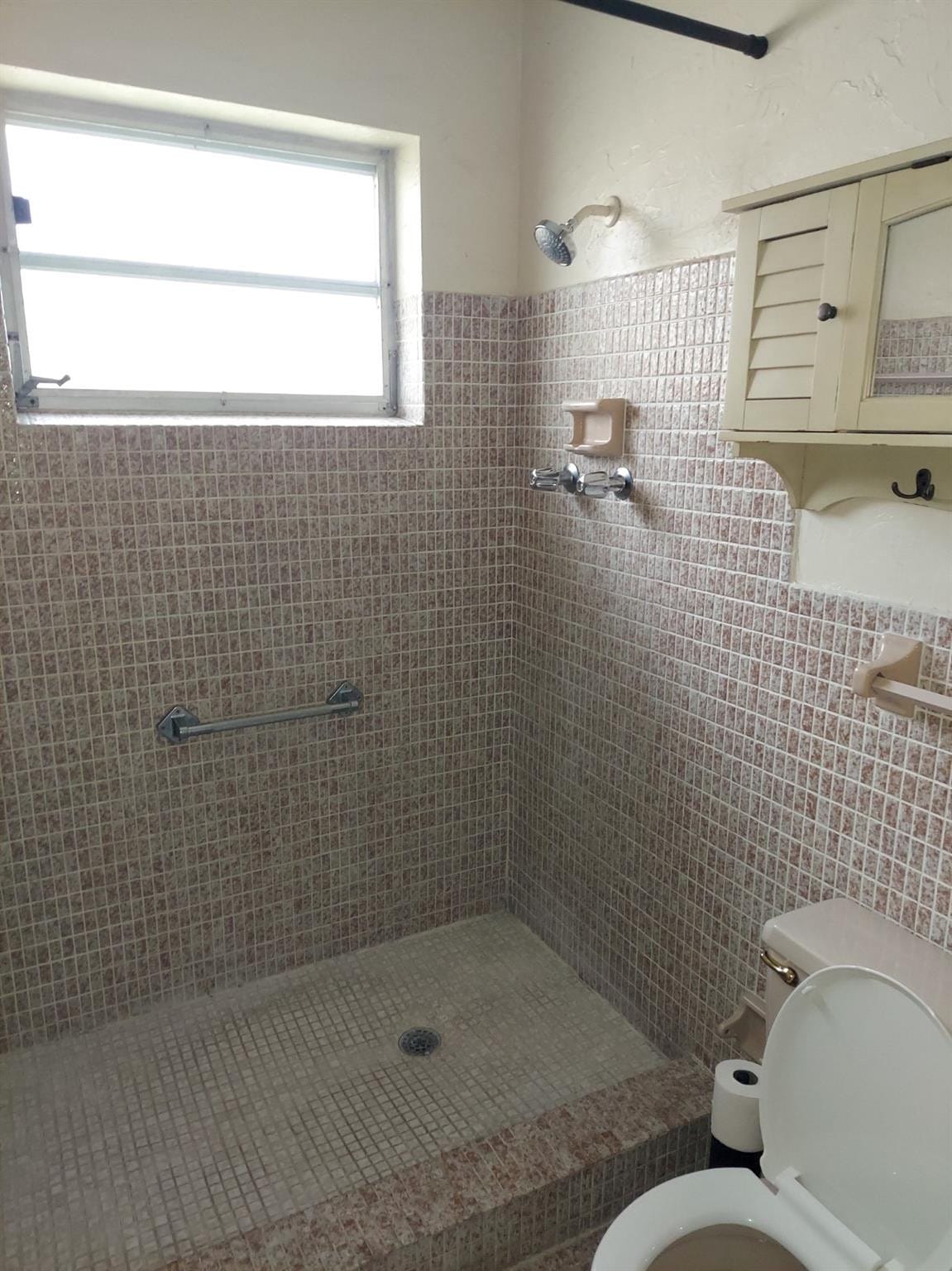 1011 NW 45th Court — photo 8