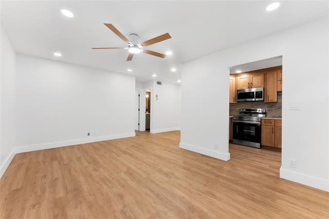 1951 NE 39th Street 141, sold in Lighthouse Point Gardens, Pompano Beach, FL