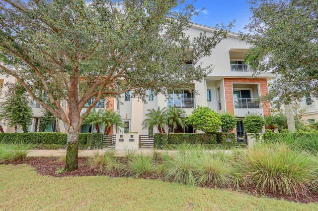 13332 Alton Road, Palm Beach Gardens, FL 33418