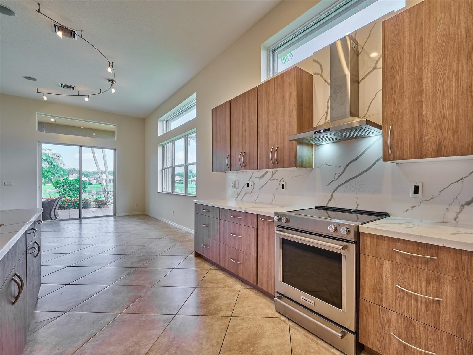 10079 Armani Drive, Boynton Beach, FL 33437 photo 15