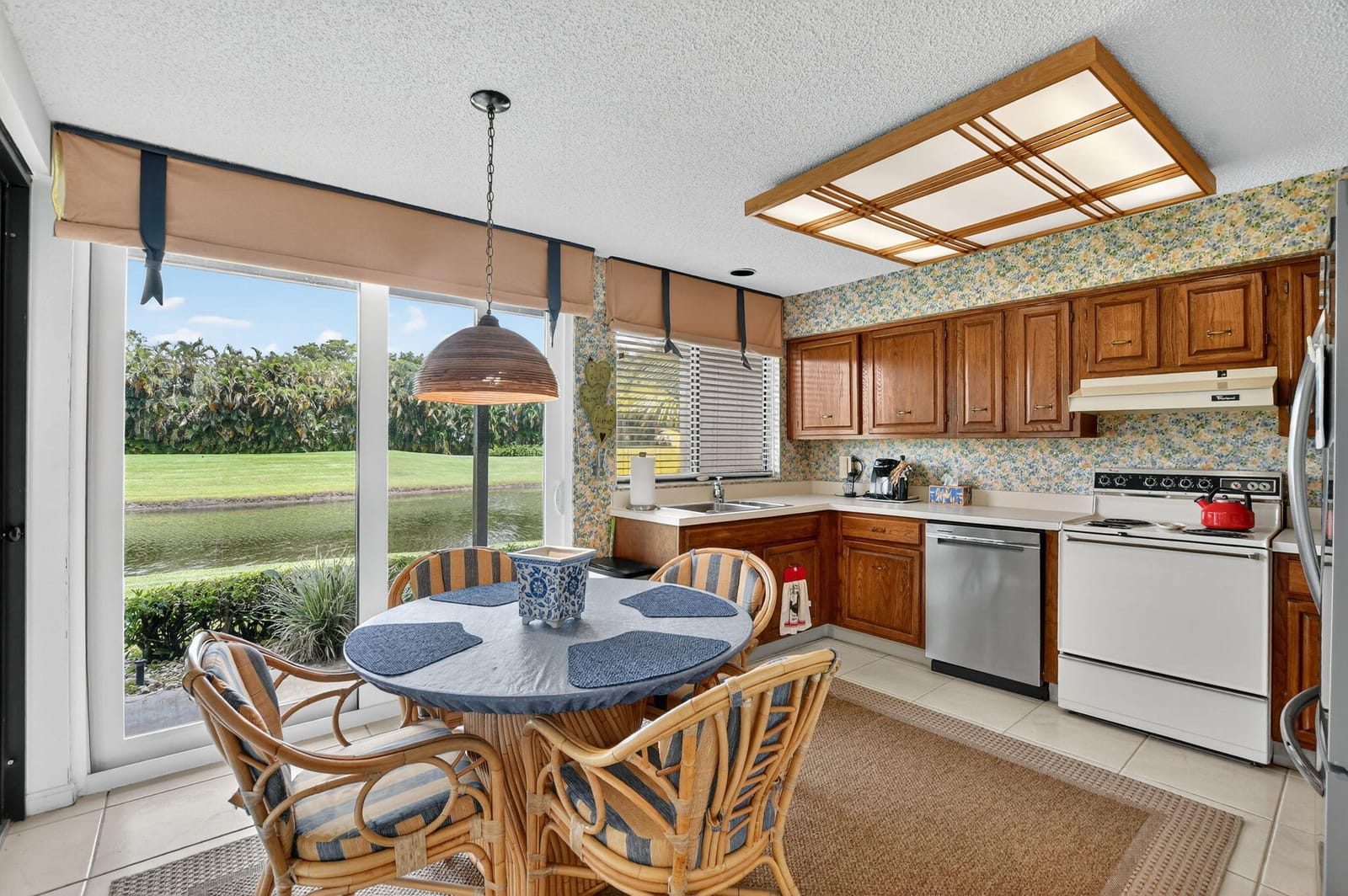 19600 Sawgrass Circle 2604, Boca Raton, FL 33434 photo 4