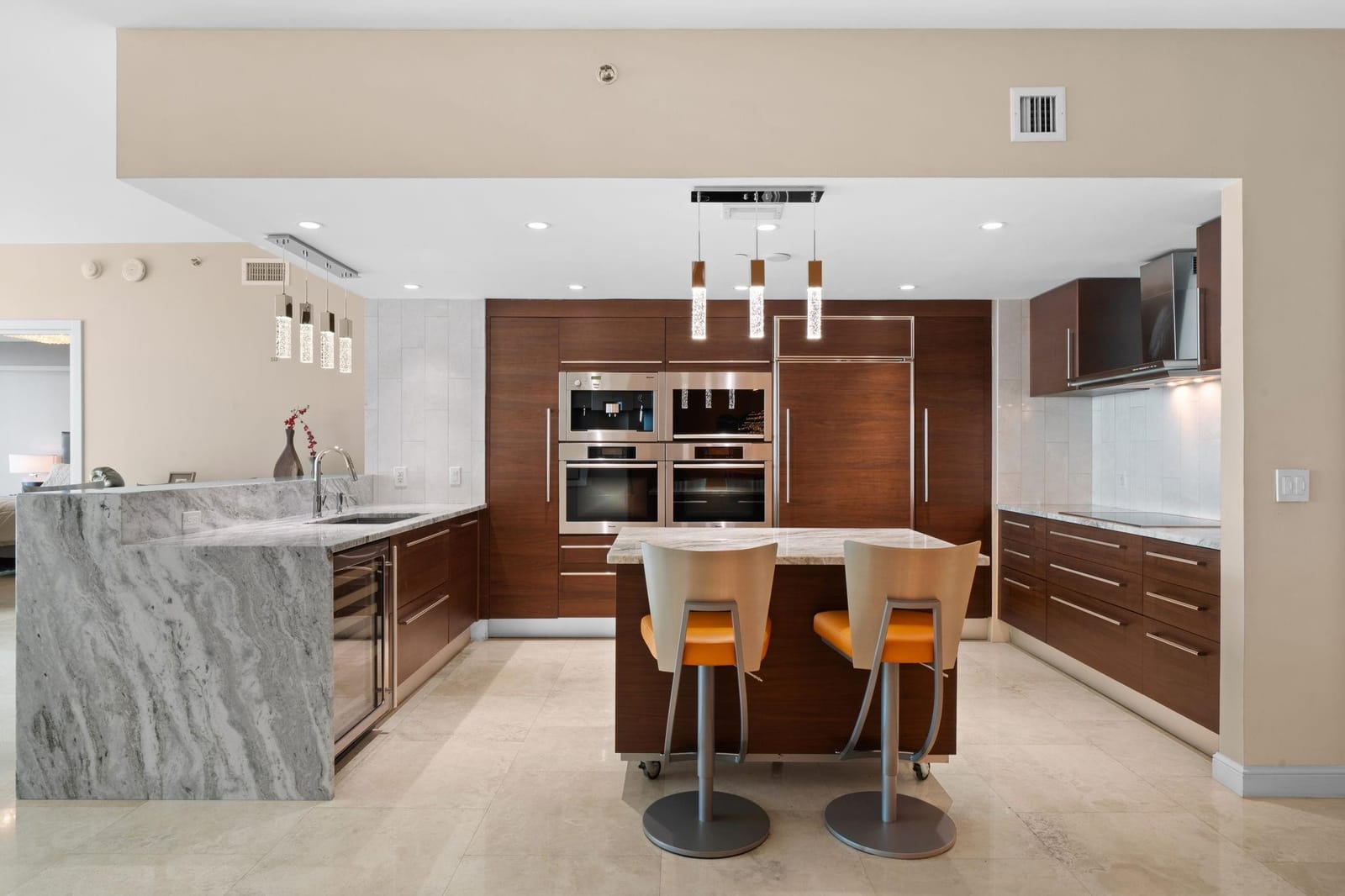 101 S Fort Lauderdale Beach Boulevard 2402, Fort Lauderdale, FL 33316 photo 9