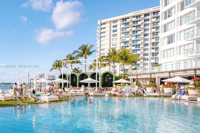 1100 West Avenue 322, Miami Beach, FL 33139